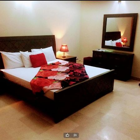 Royal Galaxy Bed & Breakfast Islamabad - For Families Only Exterior foto